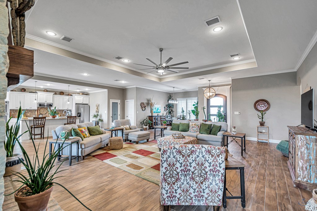 5611 S County Rd 1214