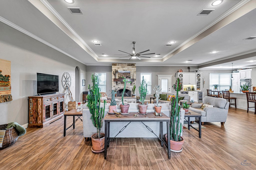 5611 S County Rd 1214