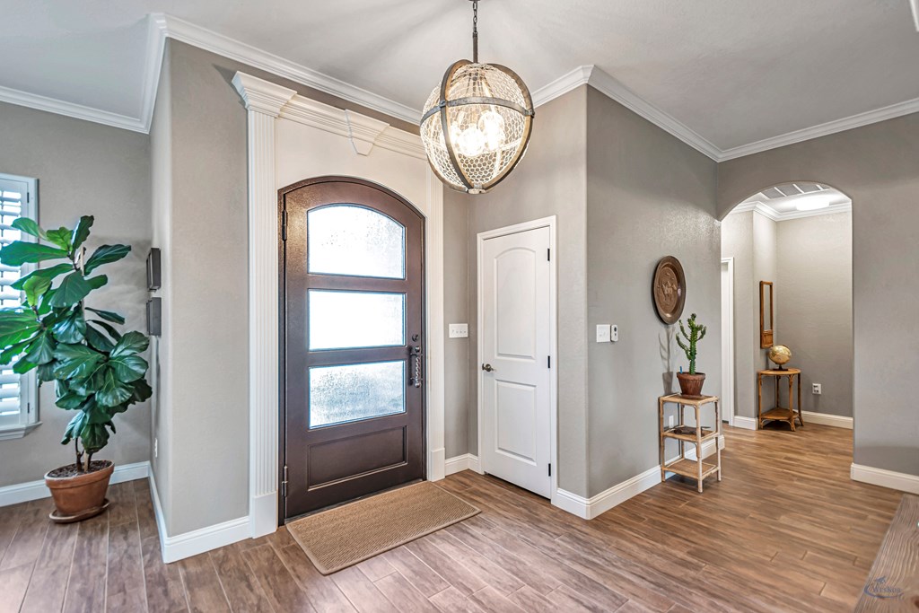 5611 S County Rd 1214