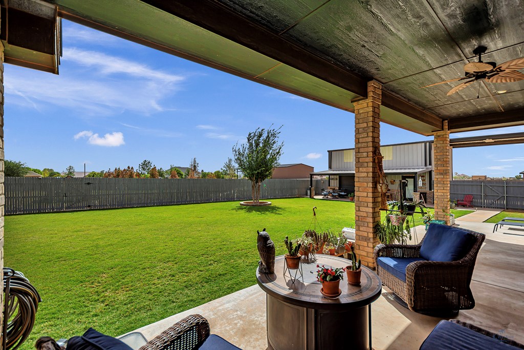 5611 S County Rd 1214