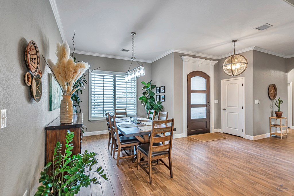 5611 S County Rd 1214