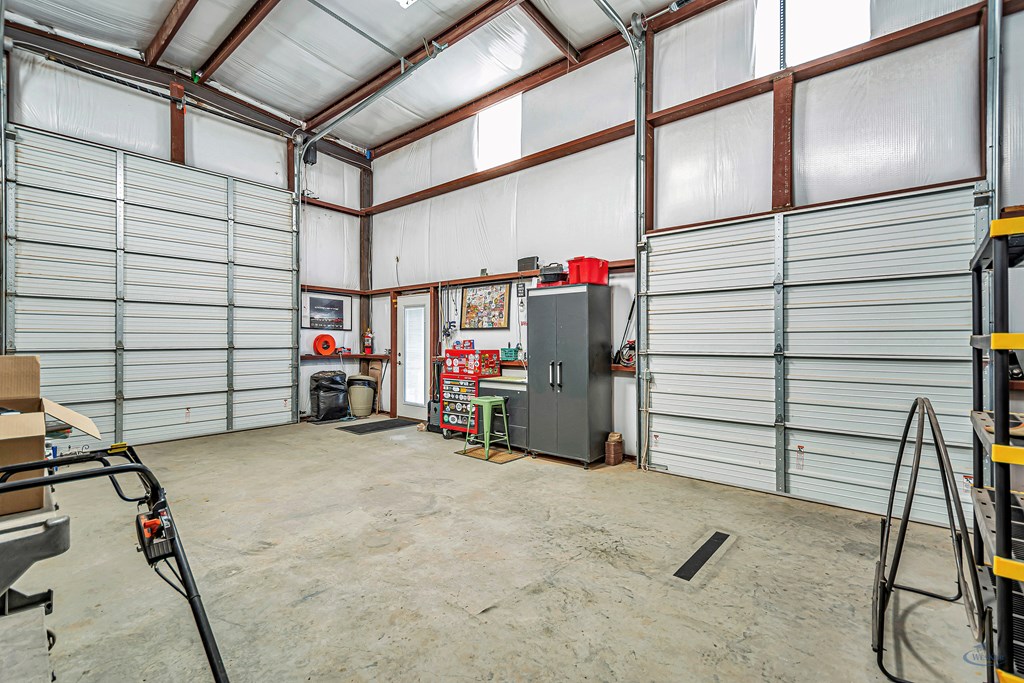 5611 S County Rd 1214