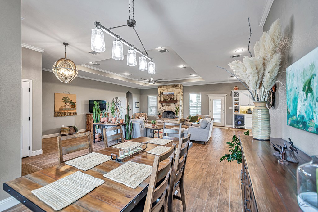 5611 S County Rd 1214