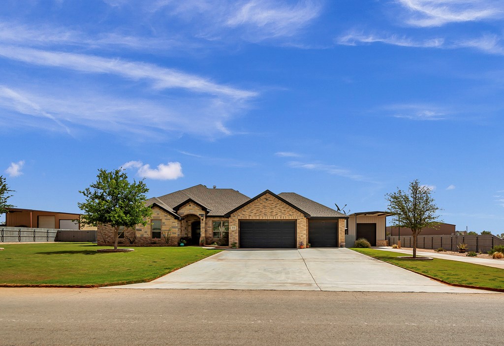 5611 S County Rd 1214