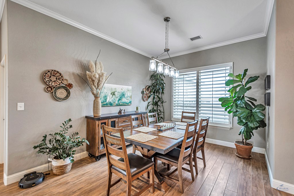 5611 S County Rd 1214