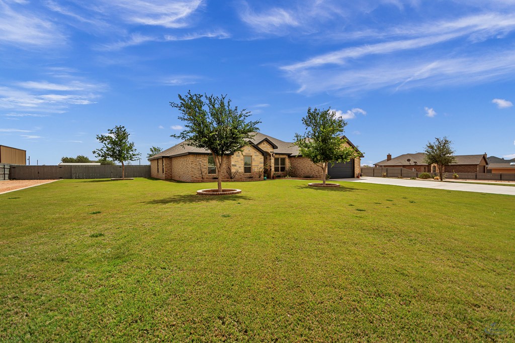 5611 S County Rd 1214