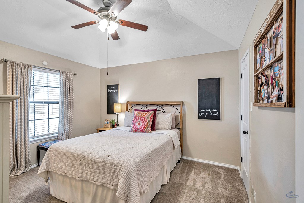 10802 E County Rd 108