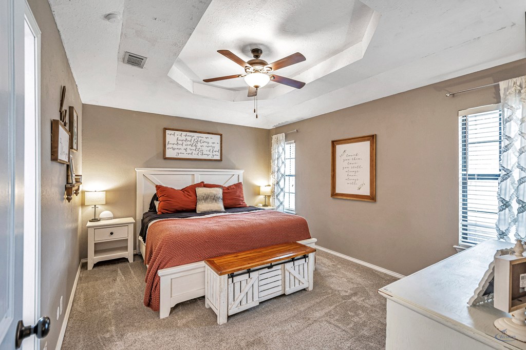 10802 E County Rd 108