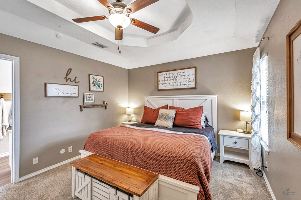 10802 E County Rd 108