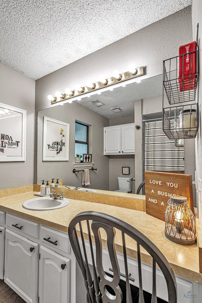 10802 E County Rd 108