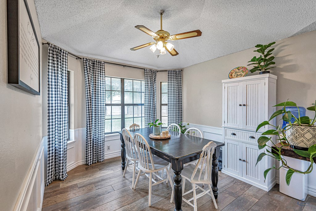 10802 E County Rd 108