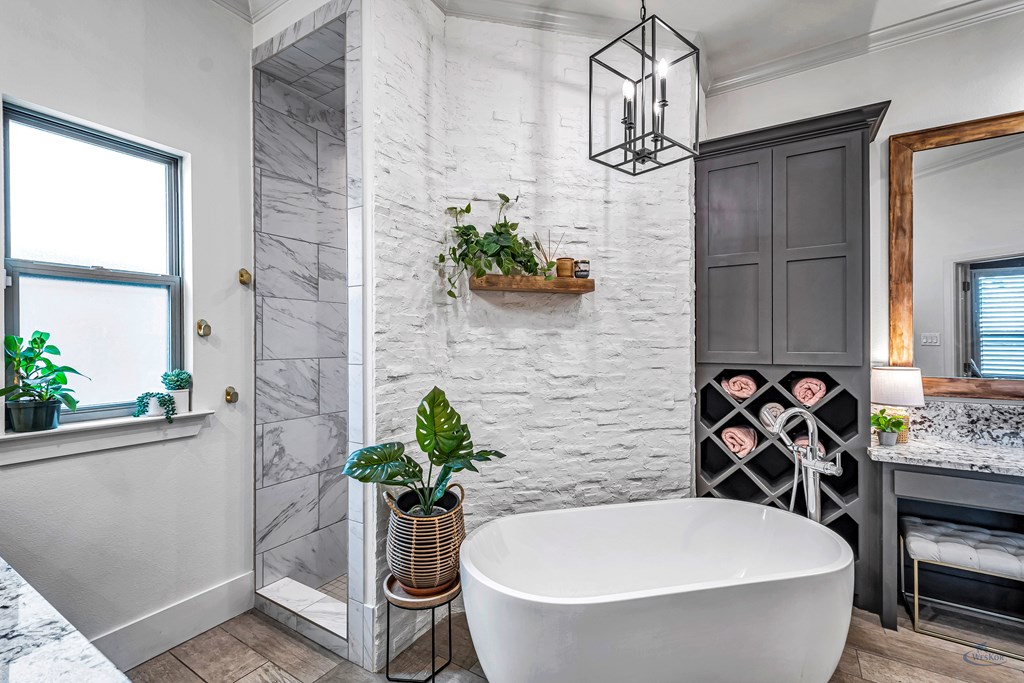 5205 Brown Heart Lane