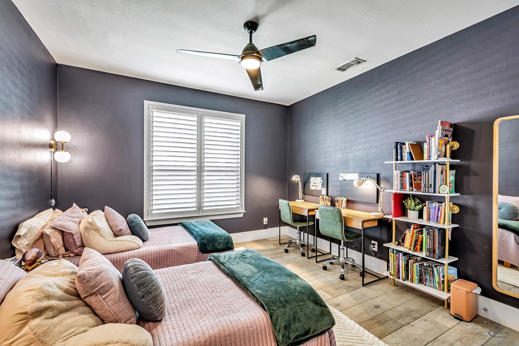 5205 Brown Heart Lane