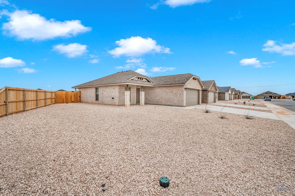 2011 Escalara Street