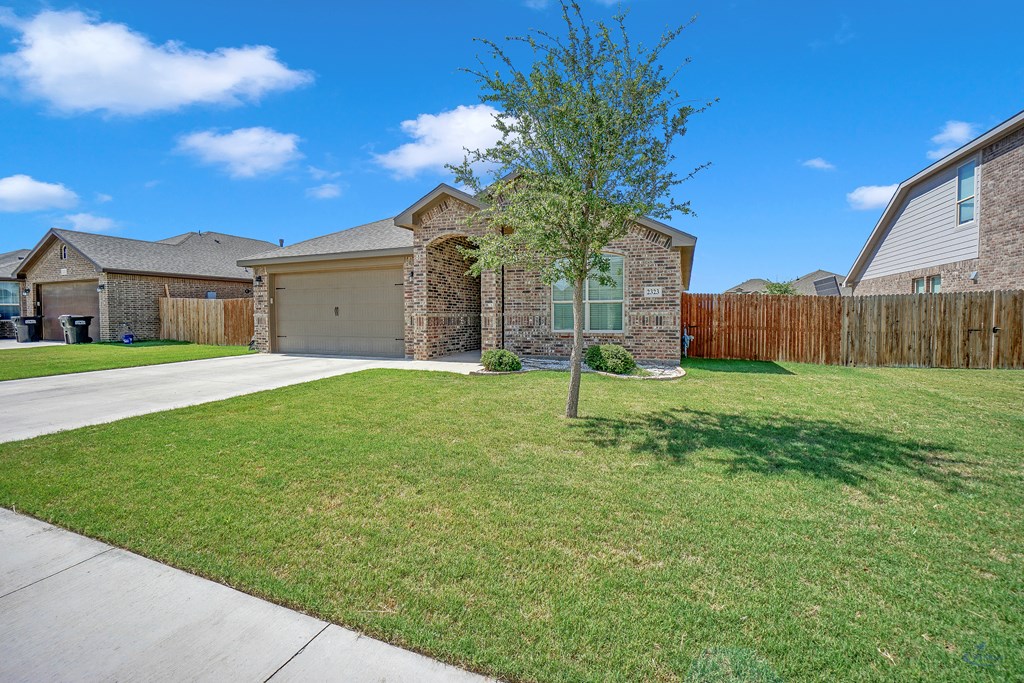 2323 Horizon Rd