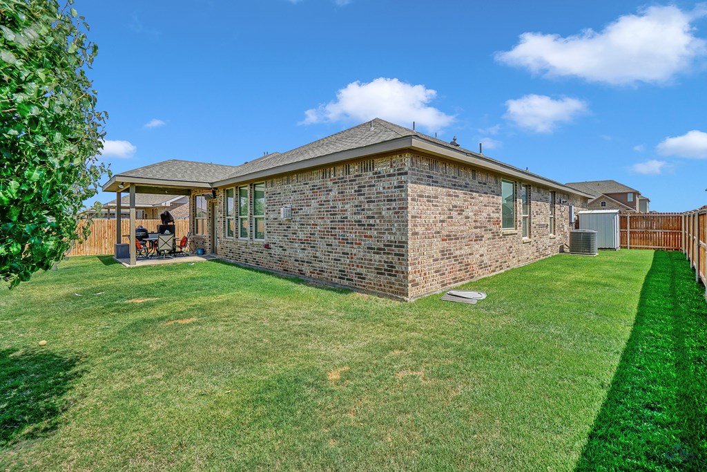 2323 Horizon Rd