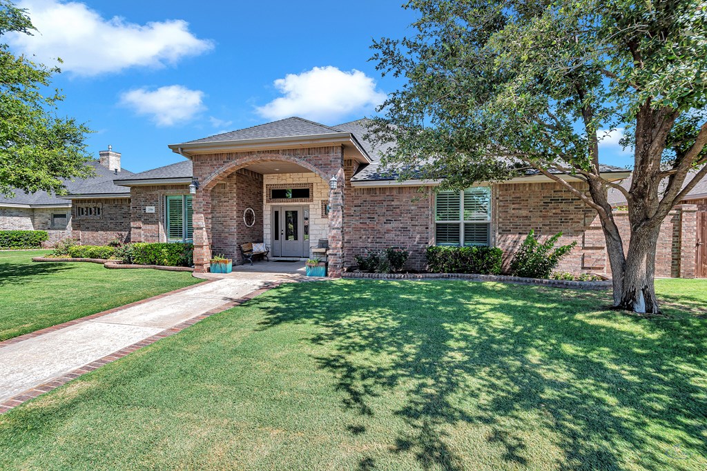 2504 Regency Oaks Ct