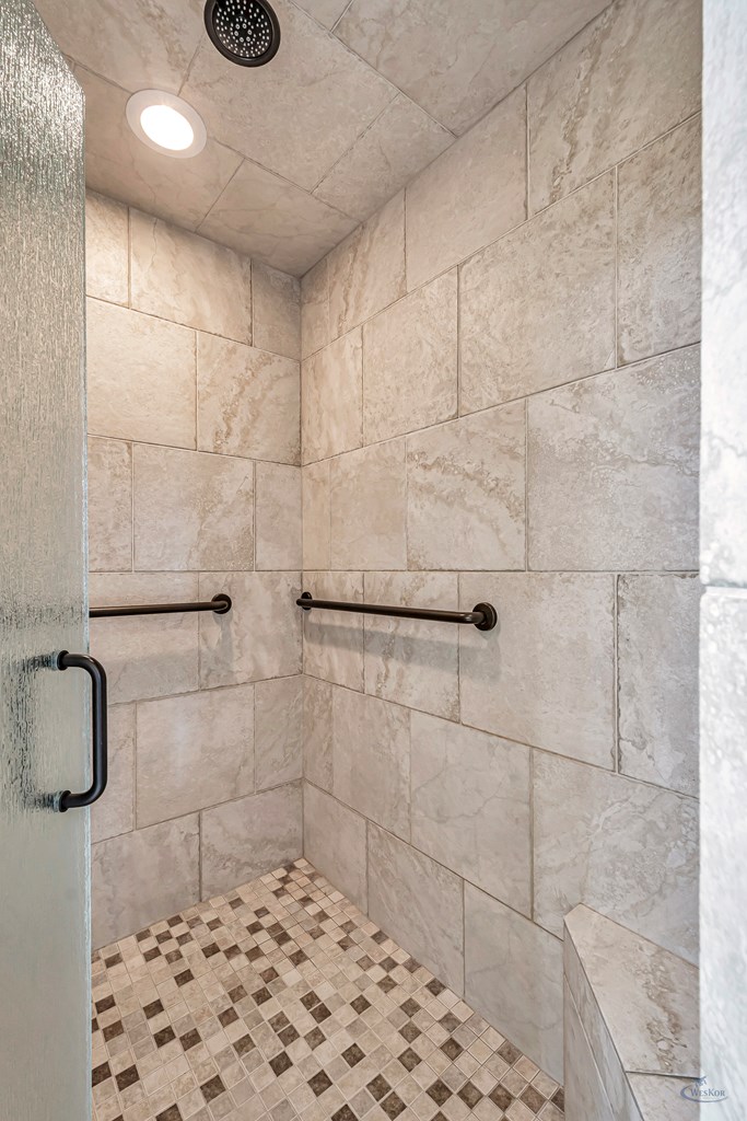 2504 Regency Oaks Ct