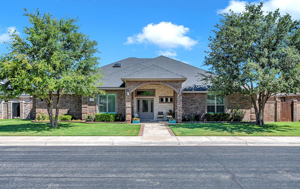 2504 Regency Oaks Ct