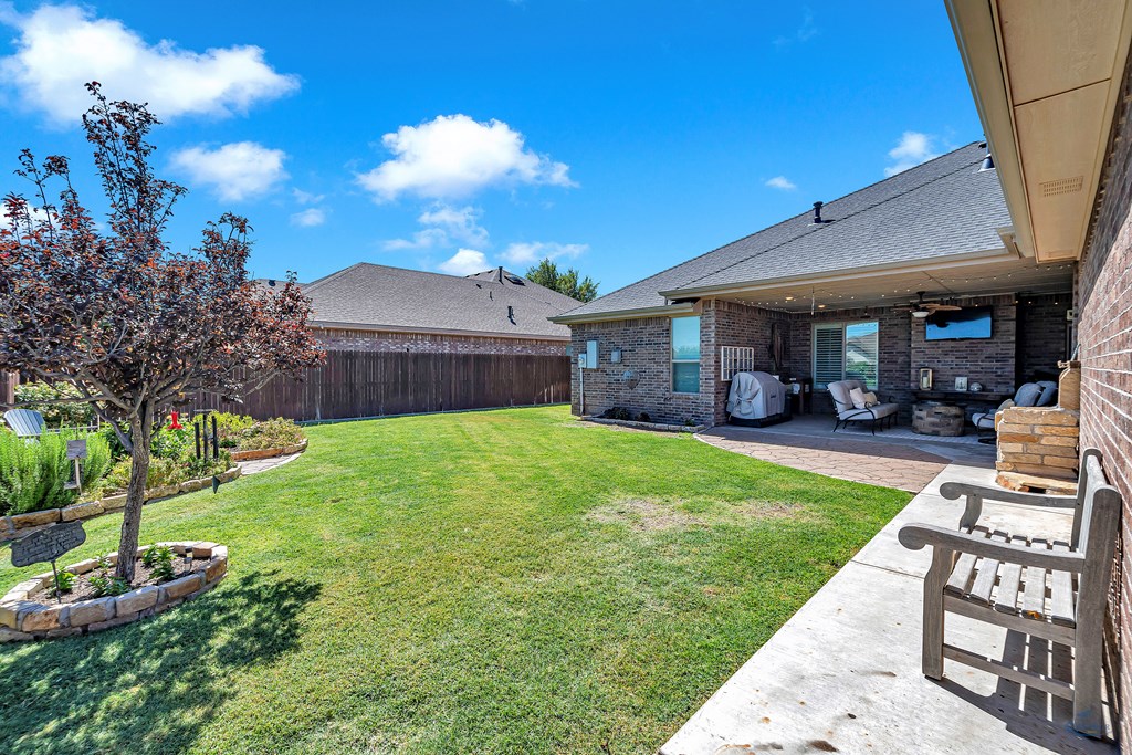 2504 Regency Oaks Ct