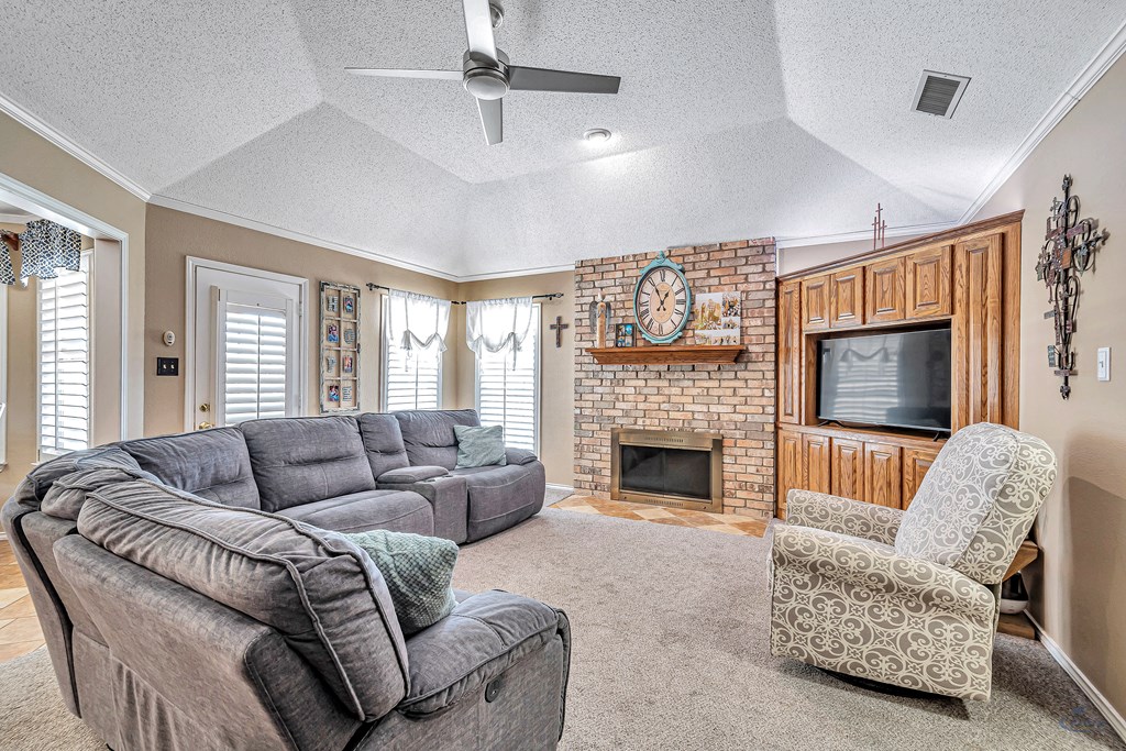 2201 S County Rd 1128