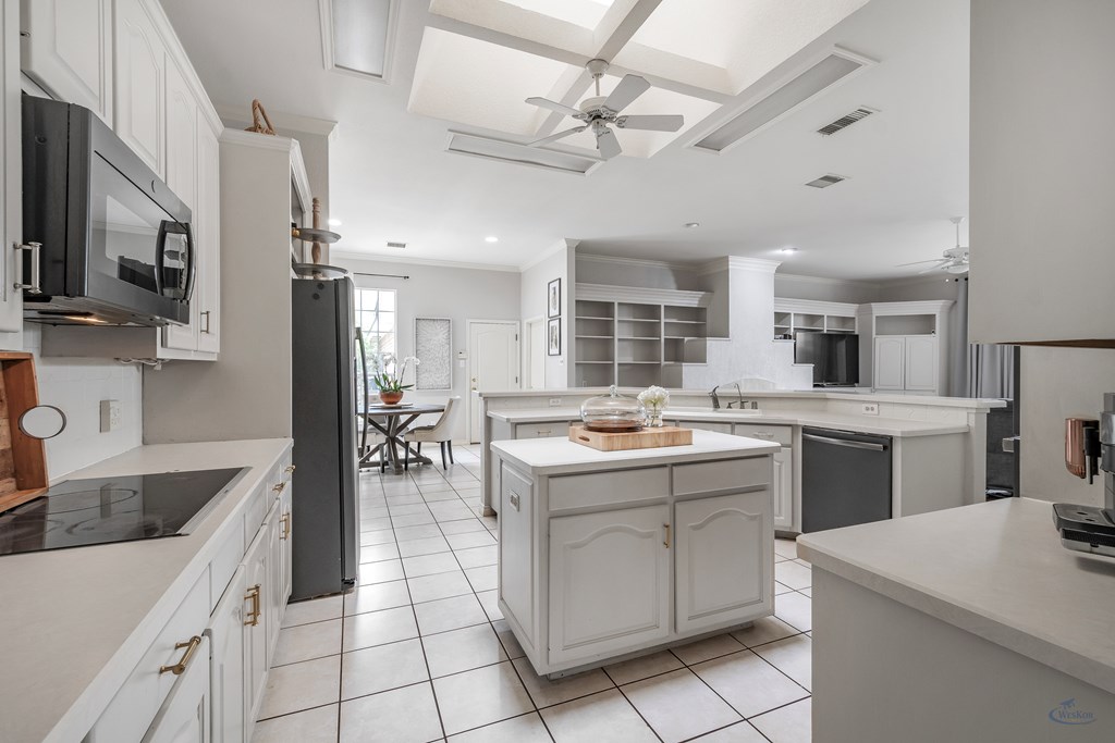 5716 Ridgemont Place