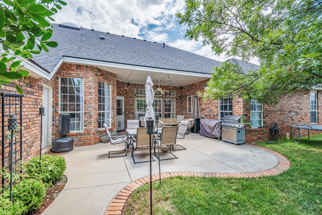 5716 Ridgemont Place