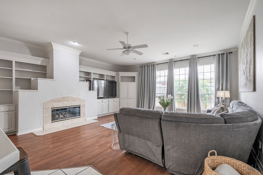 5716 Ridgemont Place