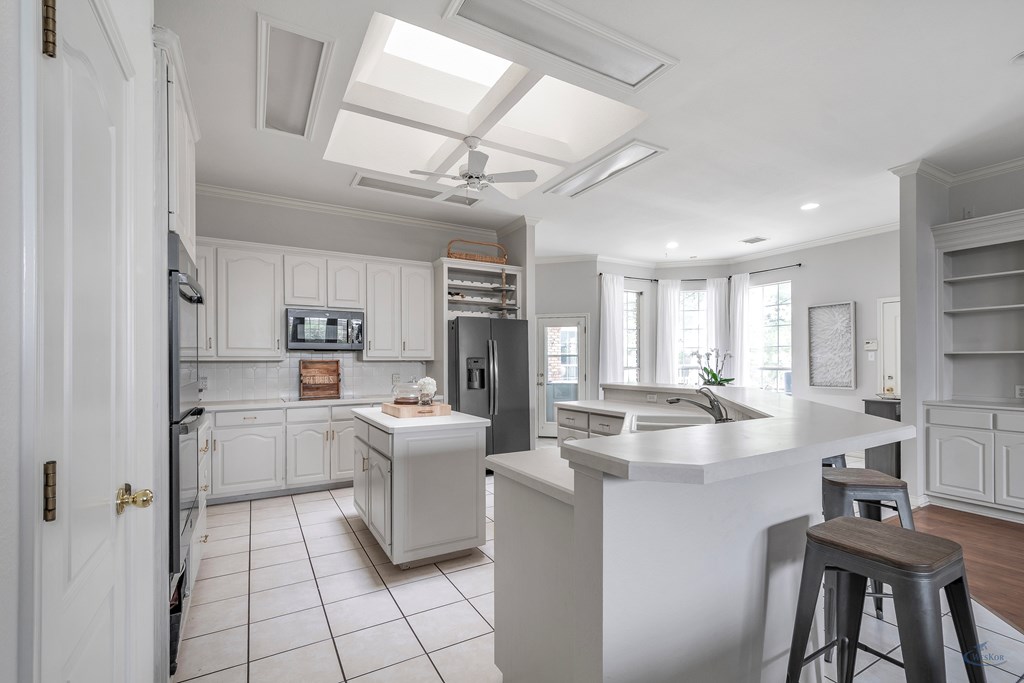 5716 Ridgemont Place