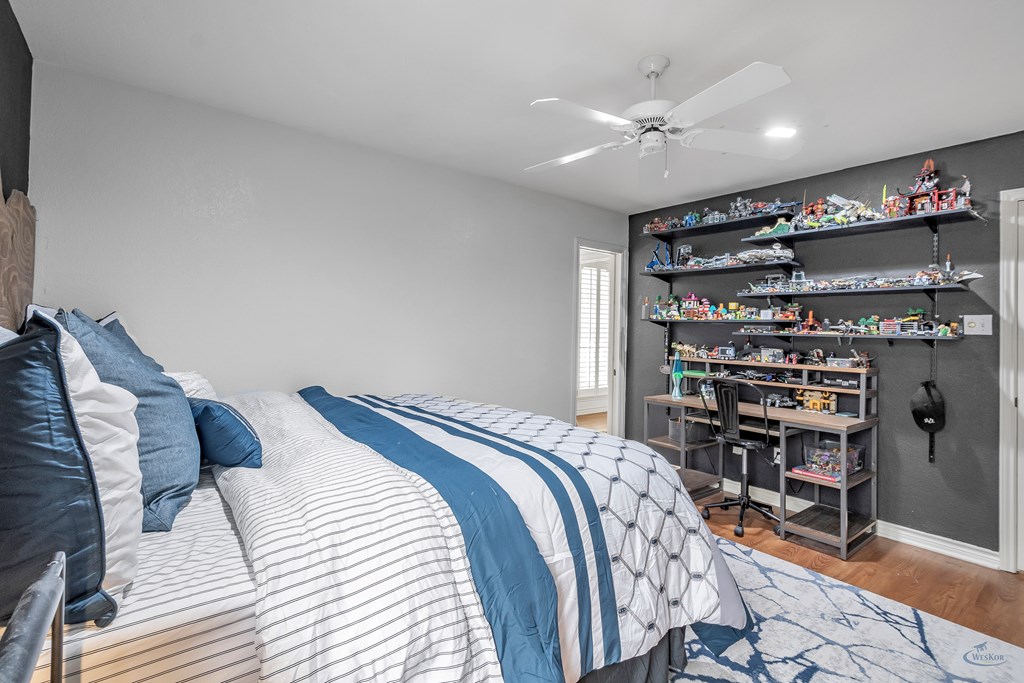 5716 Ridgemont Place