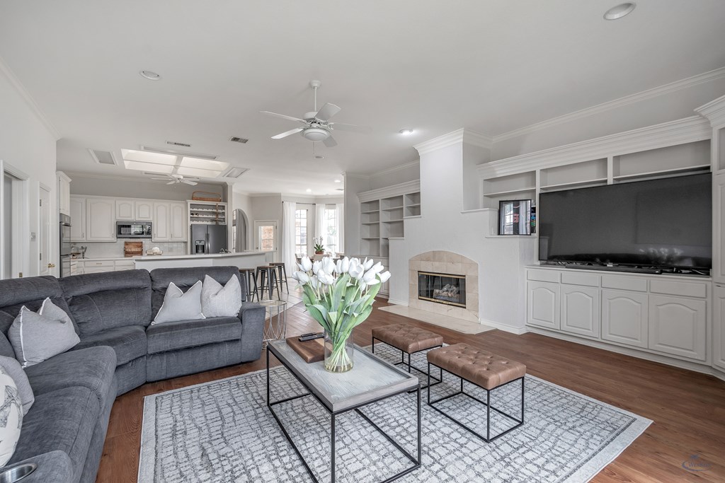 5716 Ridgemont Place