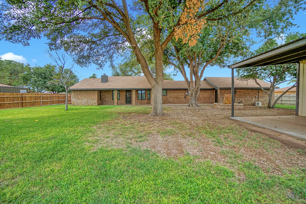 10803 E County Rd 105