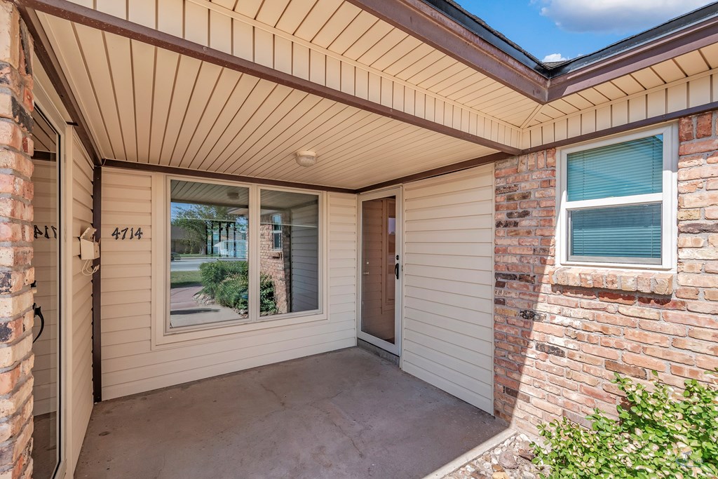 4714 Thomason Dr