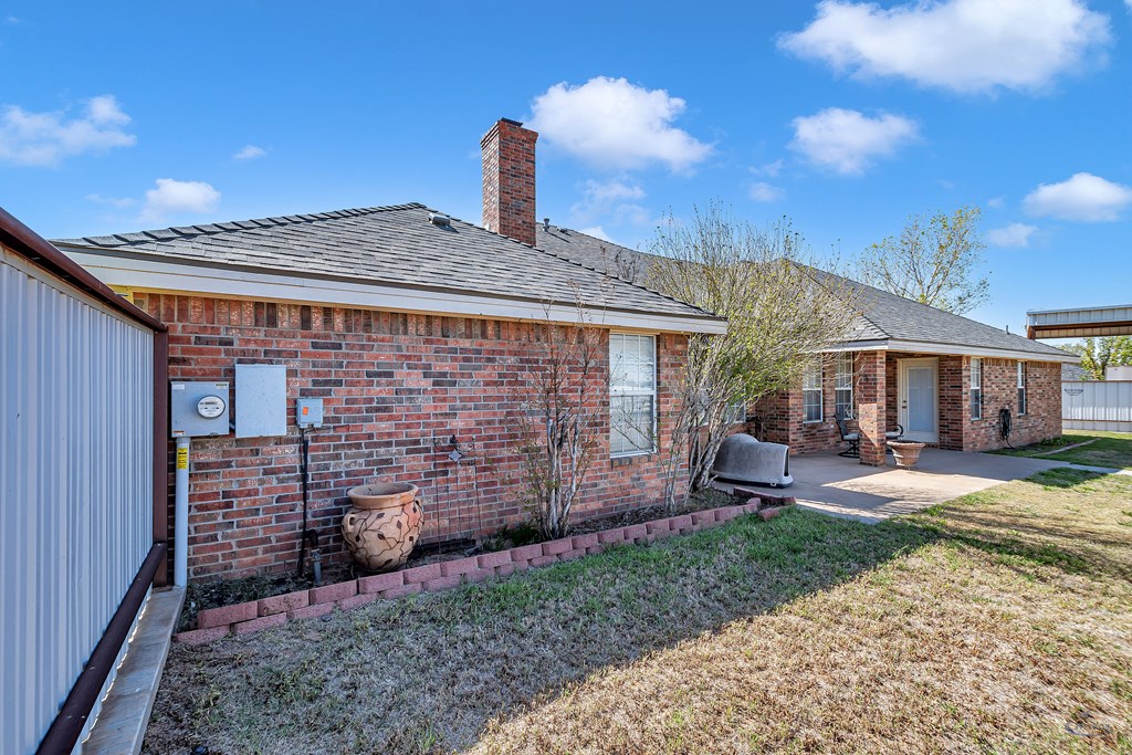 10601 E County Rd 102