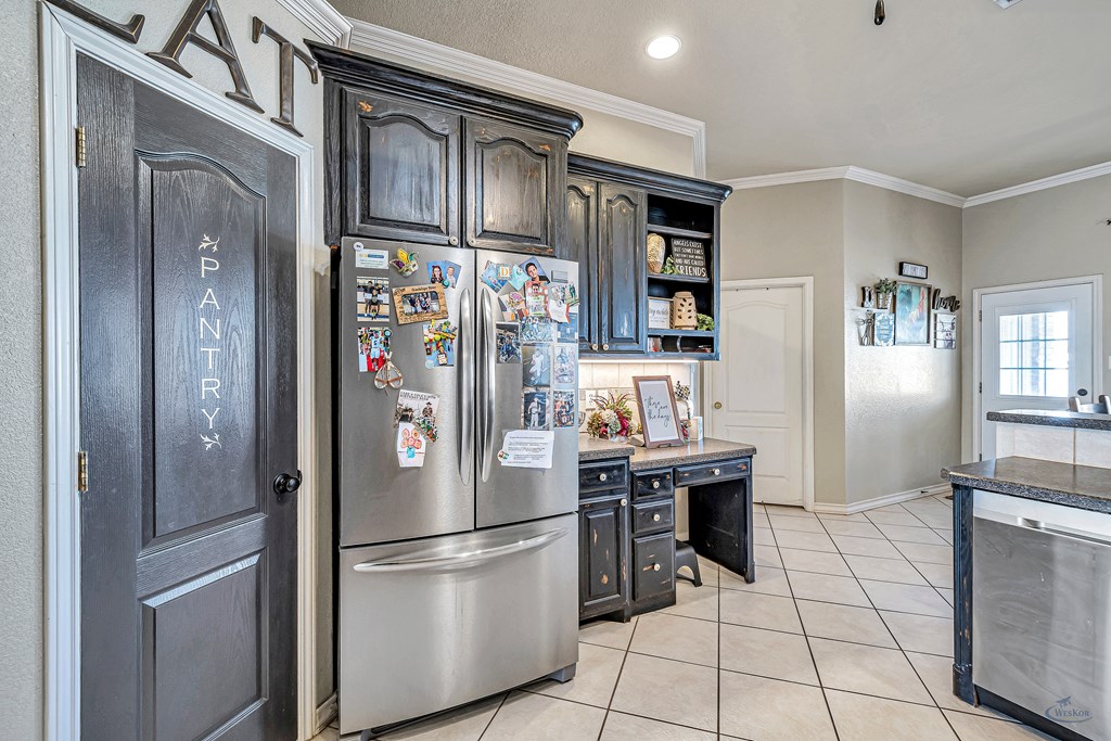 10601 E County Rd 102