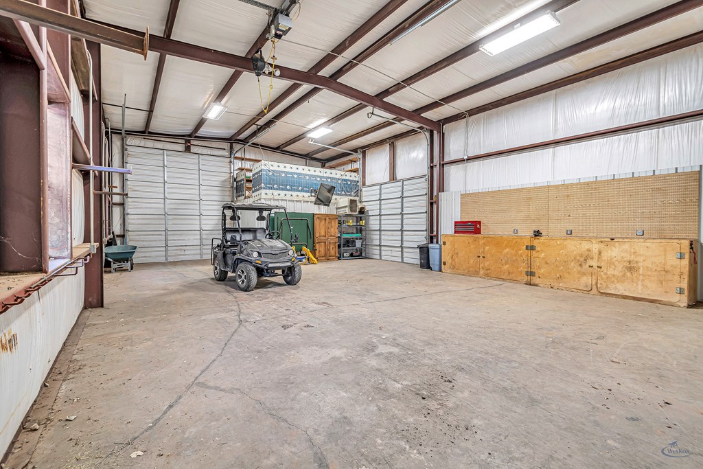 10601 E County Rd 102