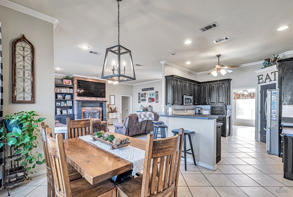 10601 E County Rd 102