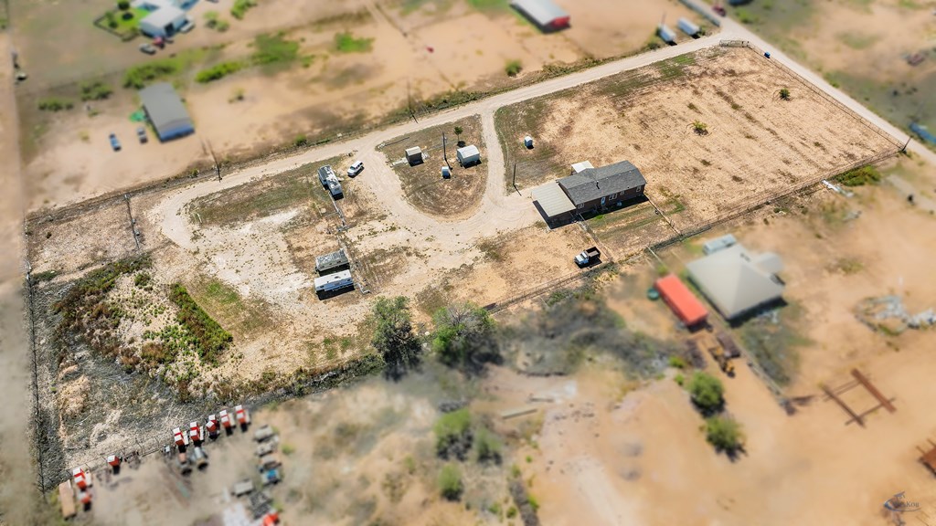 1110 N County Rd 1086