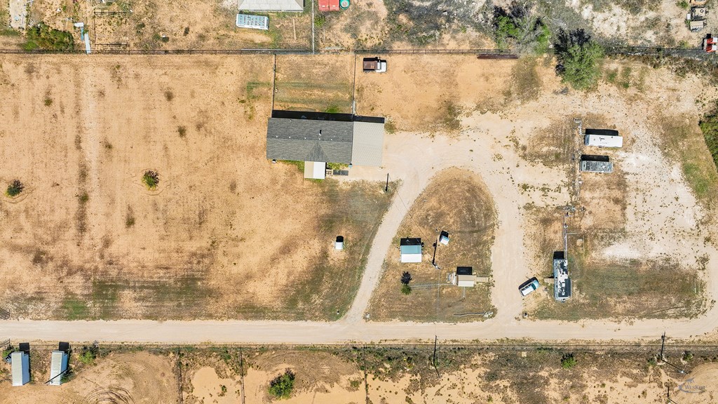 1110 N County Rd 1086