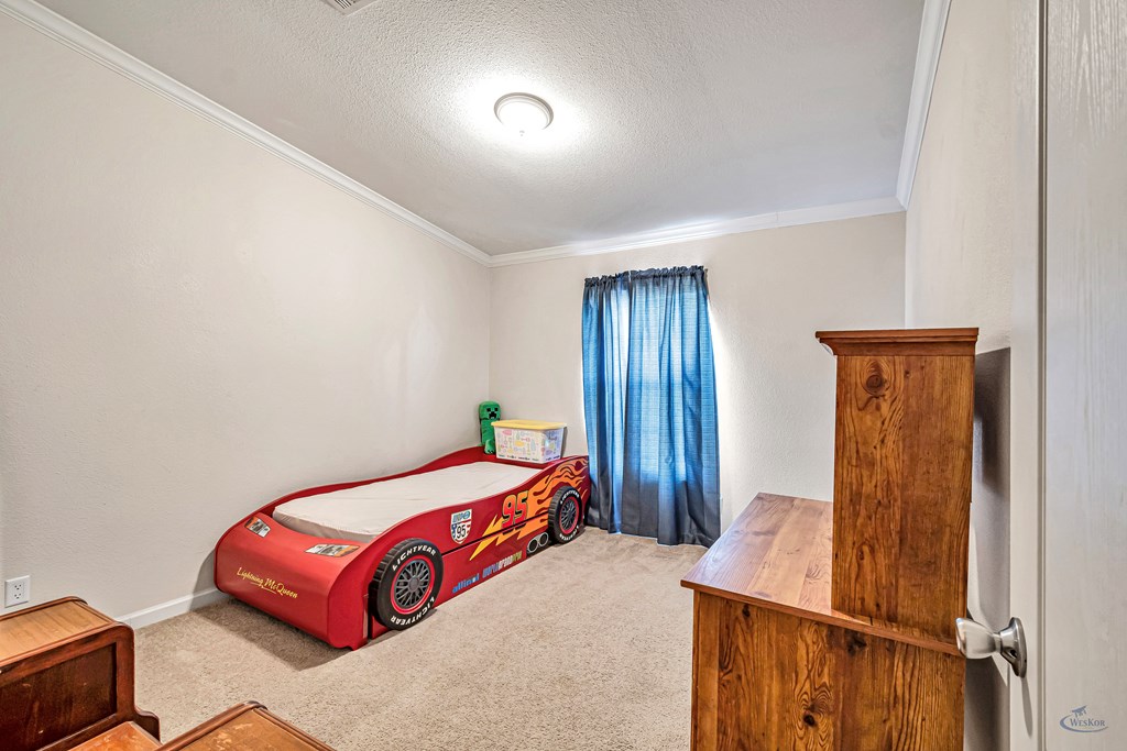 1110 N County Rd 1086