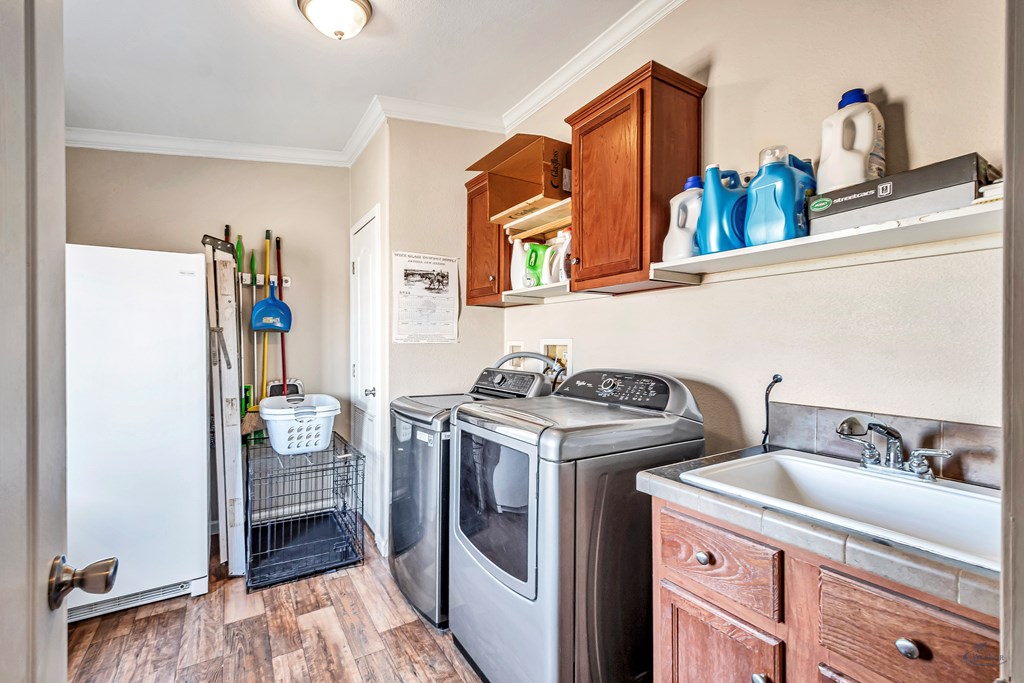 1110 N County Rd 1086