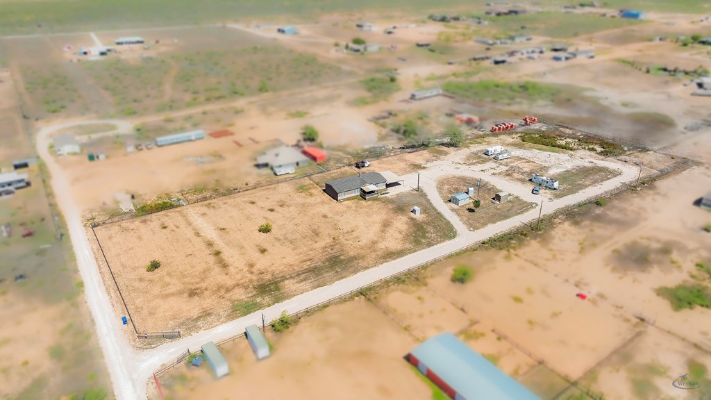 1110 N County Rd 1086