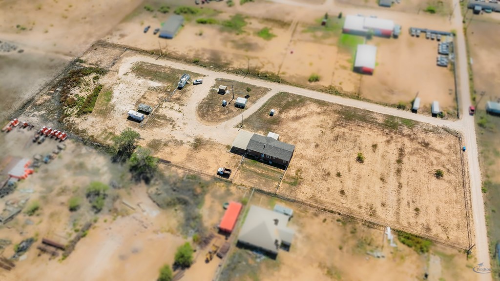 1110 N County Rd 1086