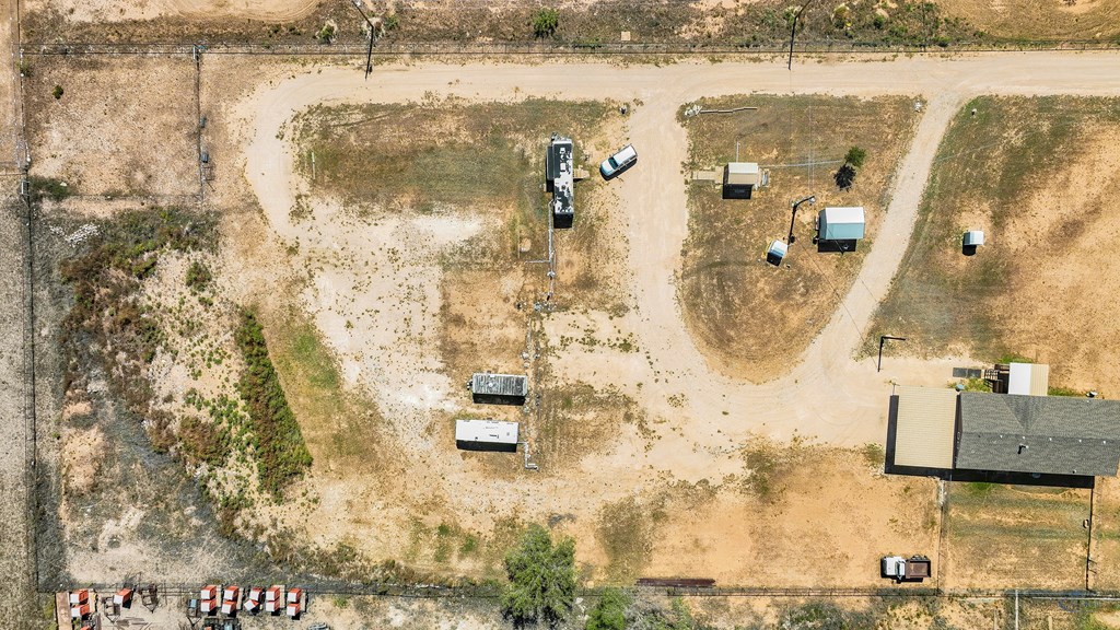 1110 N County Rd 1086