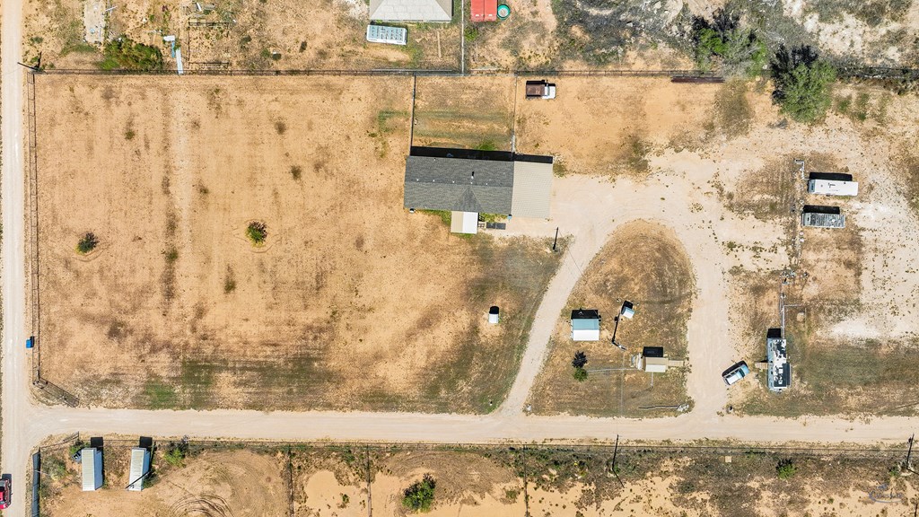 1110 N County Rd 1086