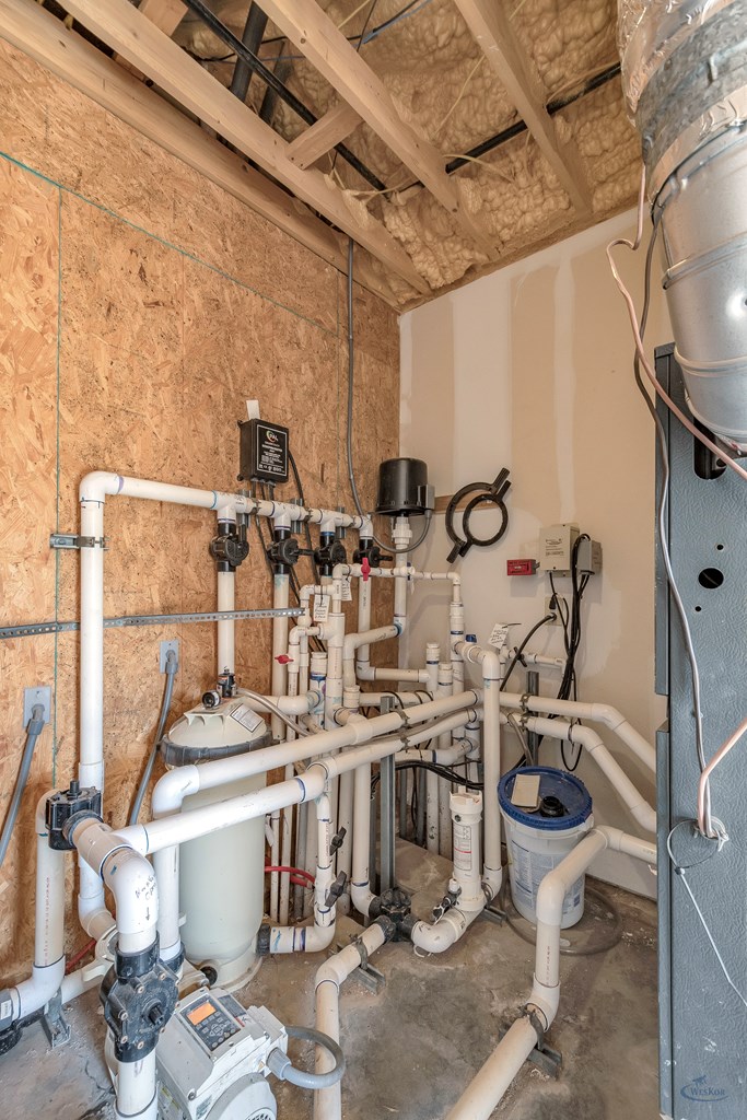 2301 W Golf Course Rd