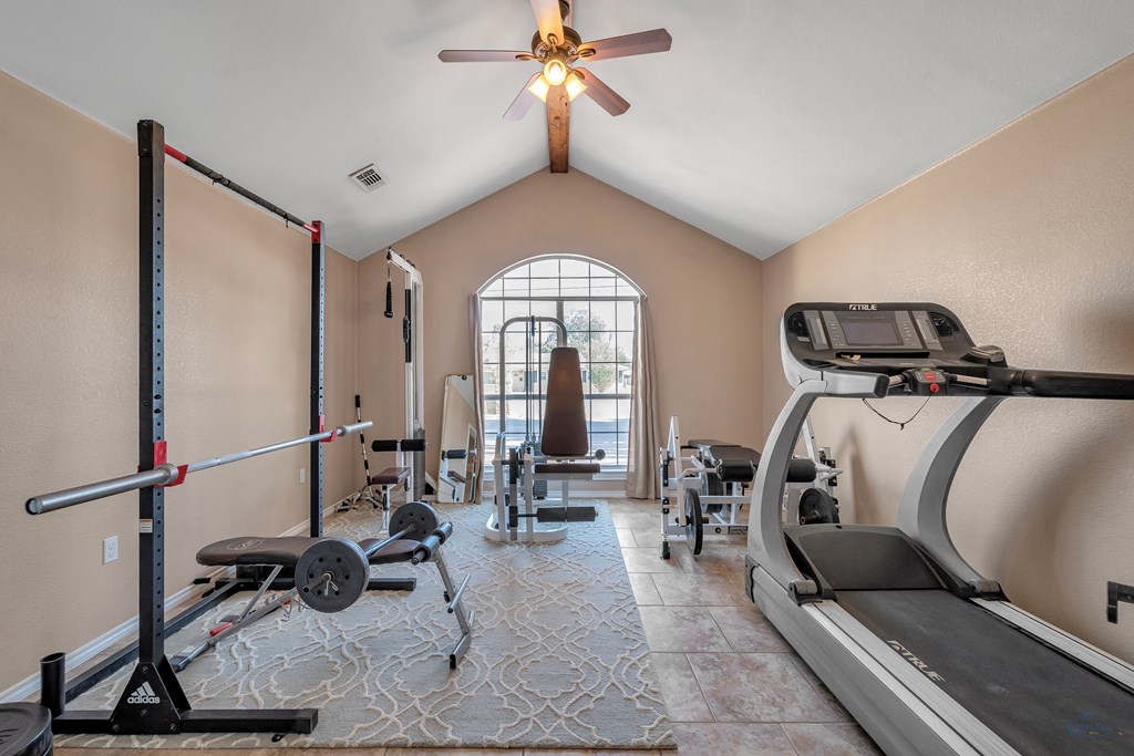 2301 W Golf Course Rd