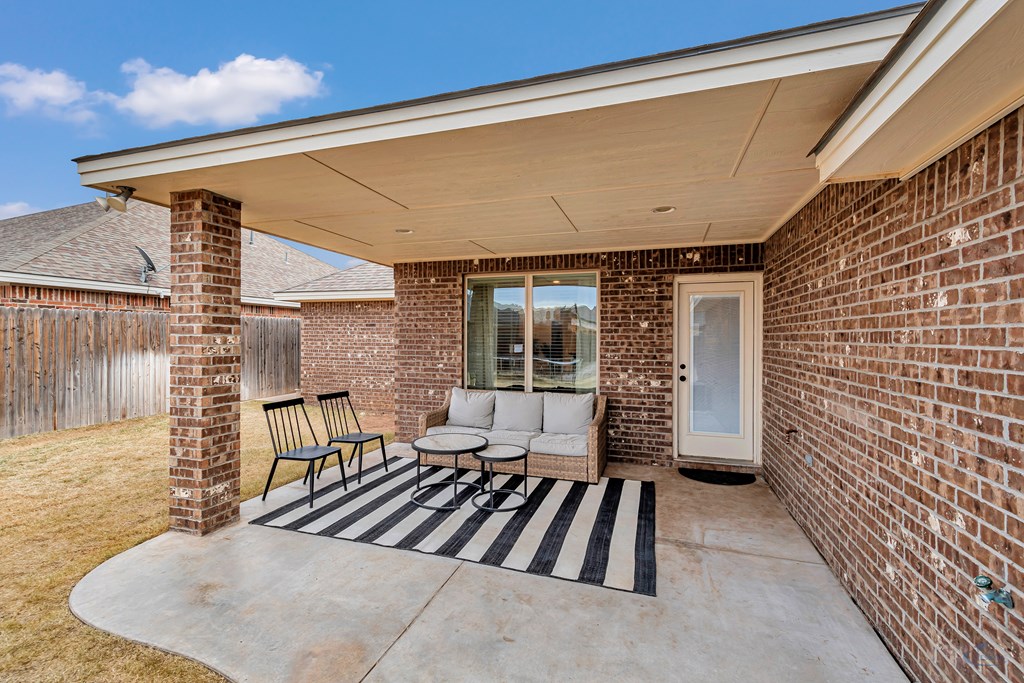 6024 Frio Dr