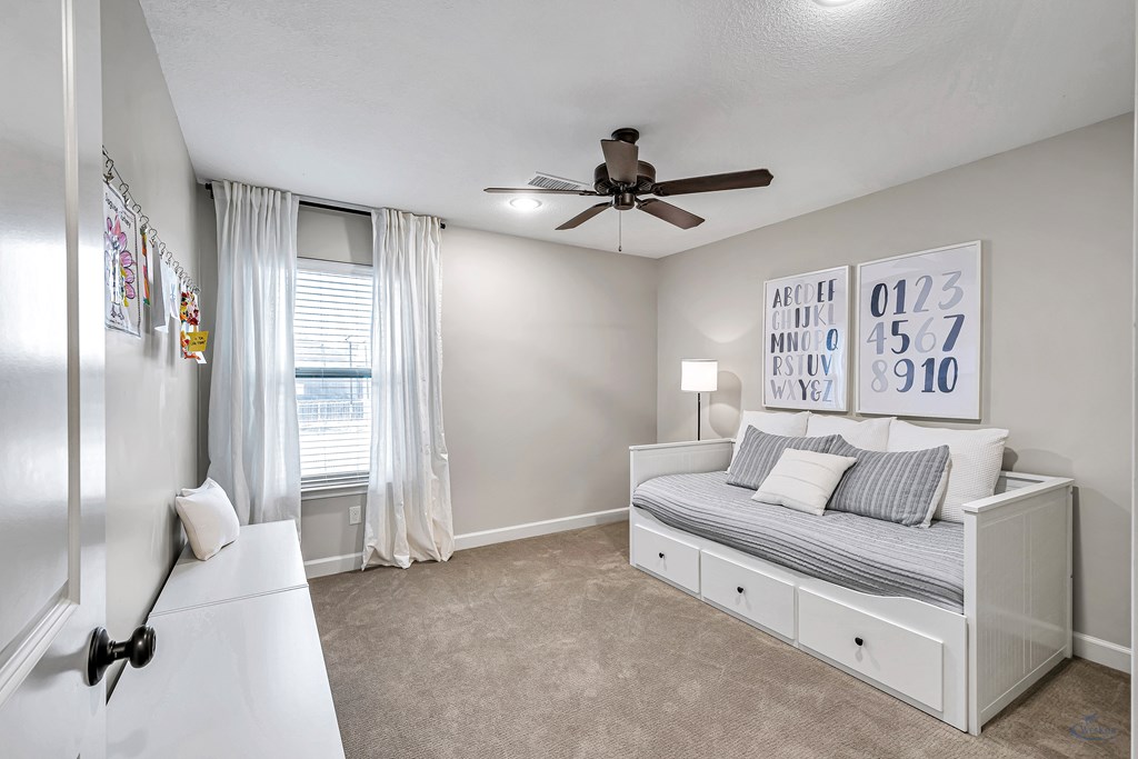 6024 Frio Dr