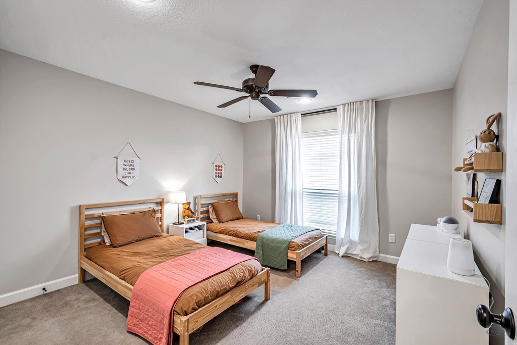 6024 Frio Dr